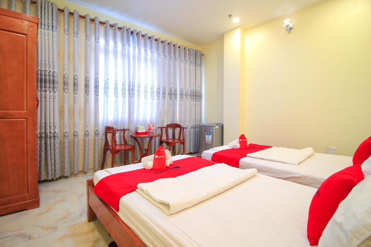 Reddoorz Plus @ Dong Den Street Hotel Thành Pho Ho Chí Minh Esterno foto